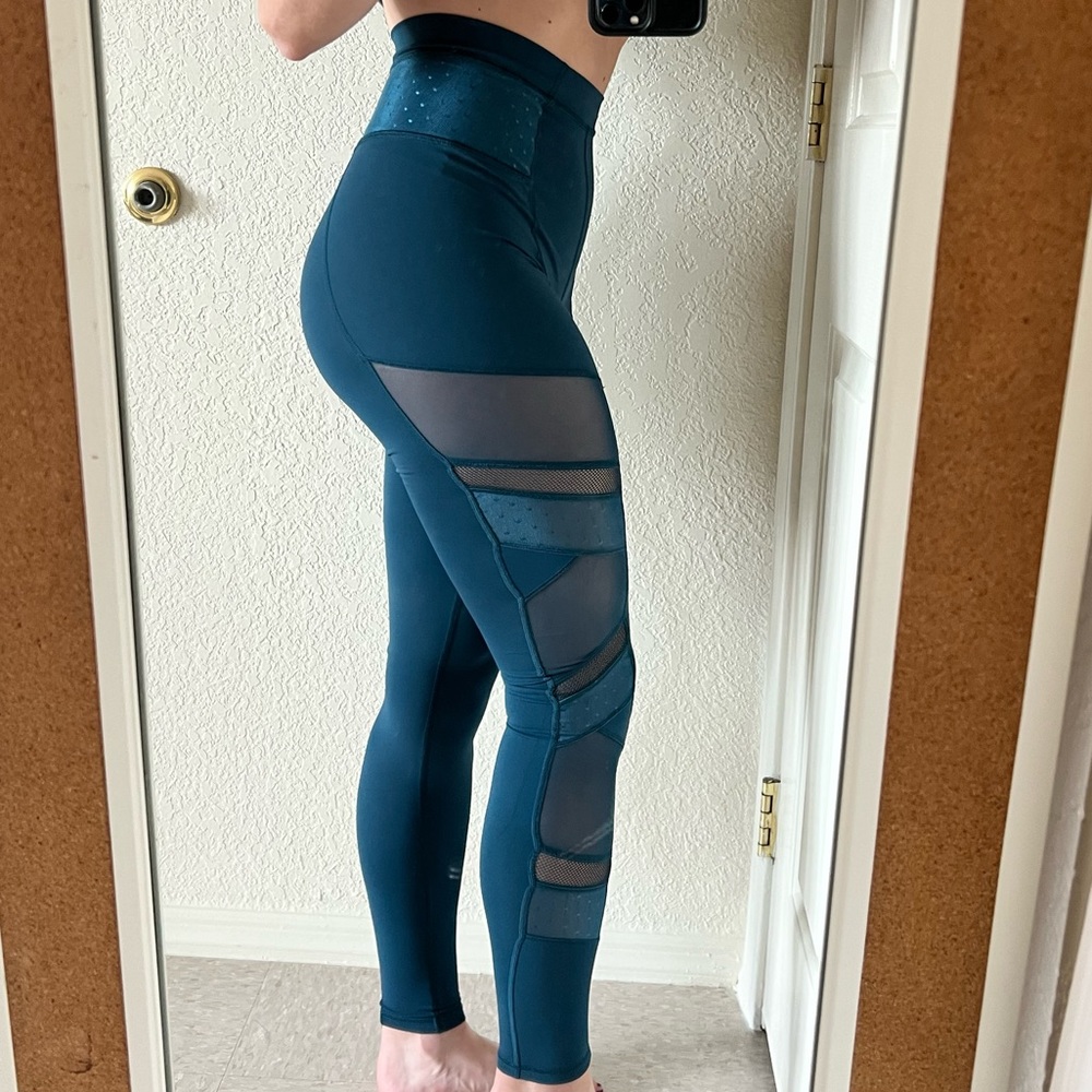 Lululemon Just Breathe Leggings in Alberta Lake Teal